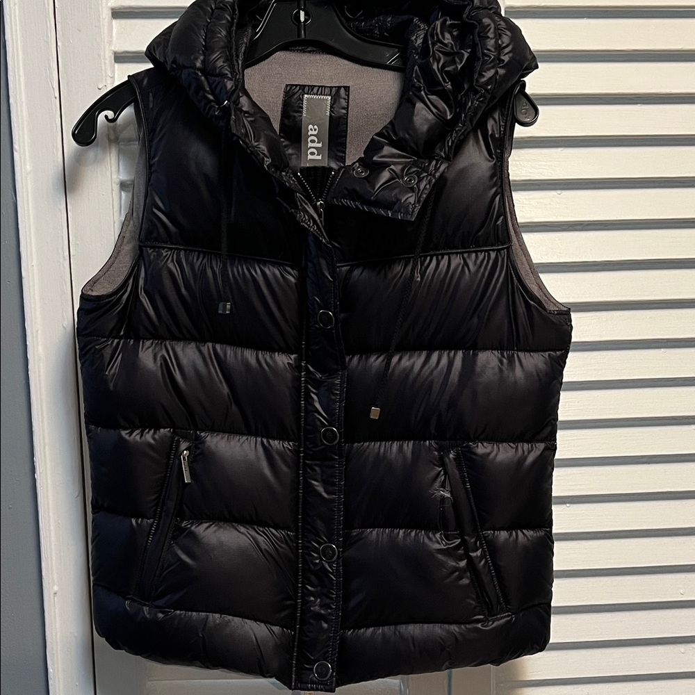 ADD Women Black Puffer Vest with Hood size 6